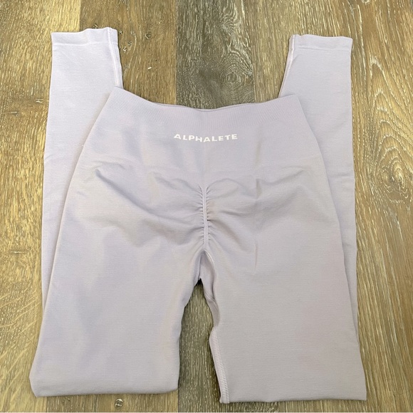 ✨SOLD✨ Alphalete Amplify Legging - Misty Lilac - Picture 4 of 8
